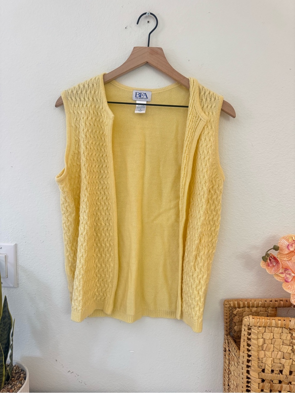 Butter Yellow Vintage Cable-Knit Sleeveless Sweater Vest